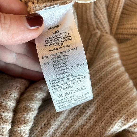 MADEWELL 	tipped forrest v-neck sweater (never worn!) Large - Picture 5 of 6